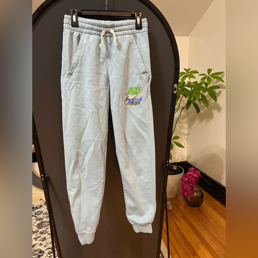 Kids Nike sweatpants